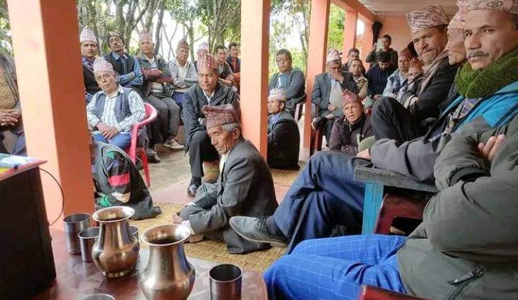 निर्वाचन आचारसंहिता उलंघन गरी चुनावी कार्यक्रममा 