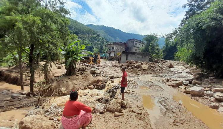 जथाभावी संरचना निर्माणले मरन्ठानामा बाढीको बितण्डा (फोटो फिचर)
