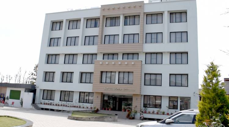 कोरोनाका त्रासले  दाङका  १३ सय होटल बन्द 