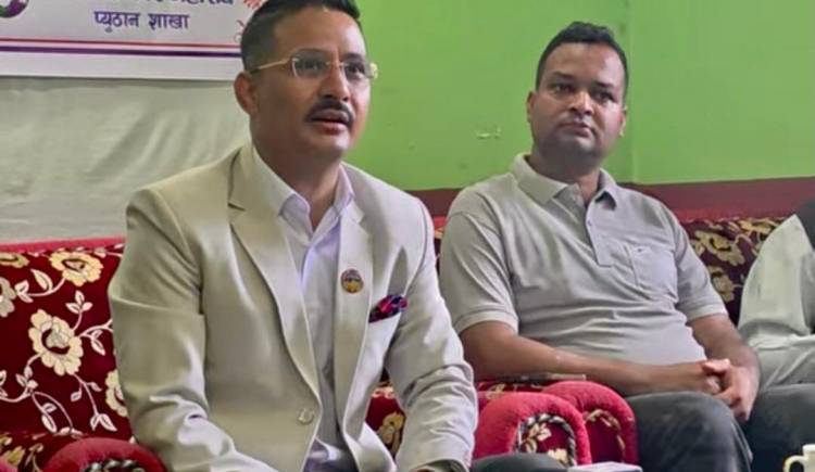 म सपना बाँँड्न हैन जिल्लाको विकास गर्न आएको हुँ : मन्त्री थापा 