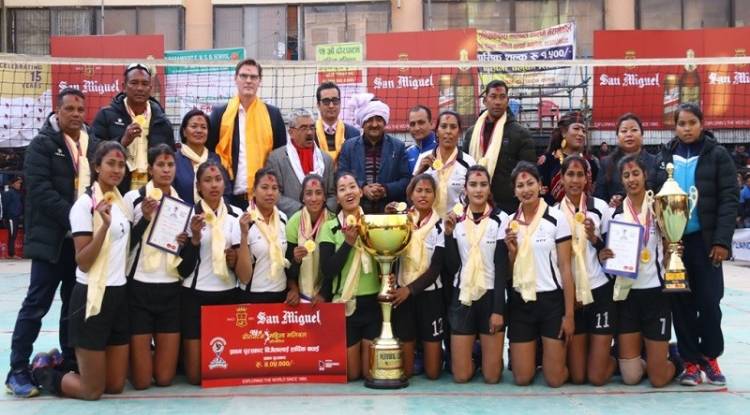 एपिएफलाई ढोरपाटन महिला डबल लिग भलिबलको उपाधि