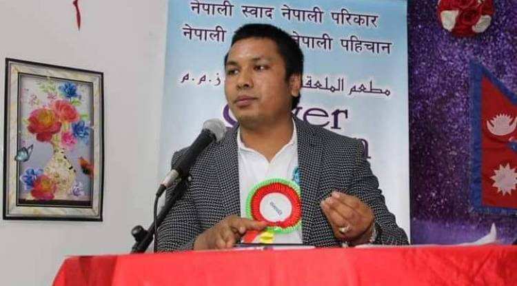 अशक्त अधिकारी दम्पतीको घर निर्माणका लागि दुबइ बाट दुजमानले गरे  ५ हजार सहयोग 