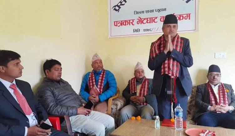 सके पार्टी कब्जा गर्ने नसके अन्तर ध्वन्स गर्ने सोच र व्यवहारका कारण नेकपा बिभाजन: सुर्य थापा