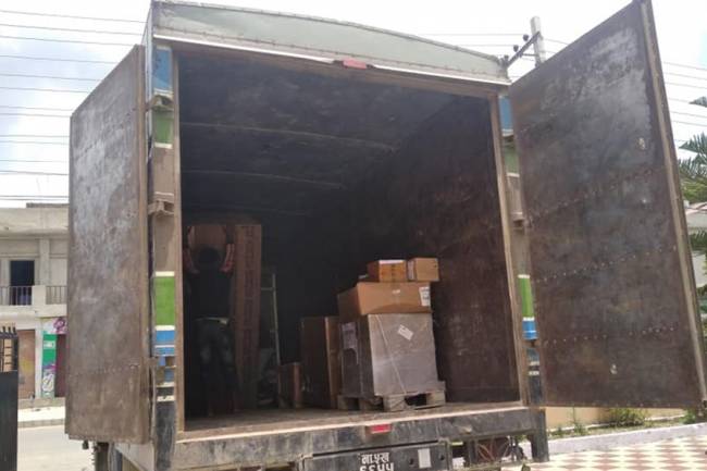 कोरोना परीक्षण गर्न जनकपुर र राजविराज ल्याइयो थप दुई पीसीआर मेसिन