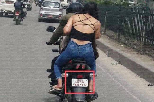 सामाजिक सञ्जालमा भाइरल बनेको यो जोडी ! को हुन् उनीहरु ? यस्तो छ नालीबेली…..